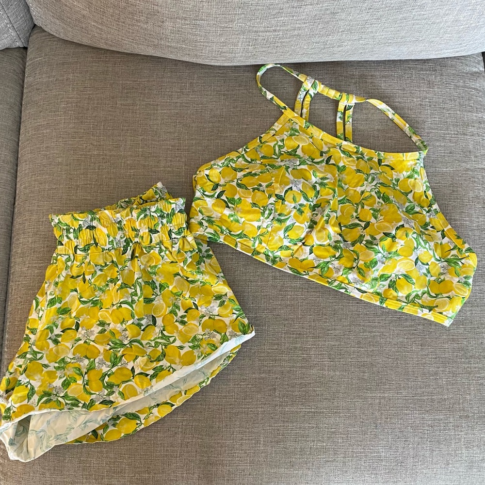 Lululemon lemon swim top & shorts